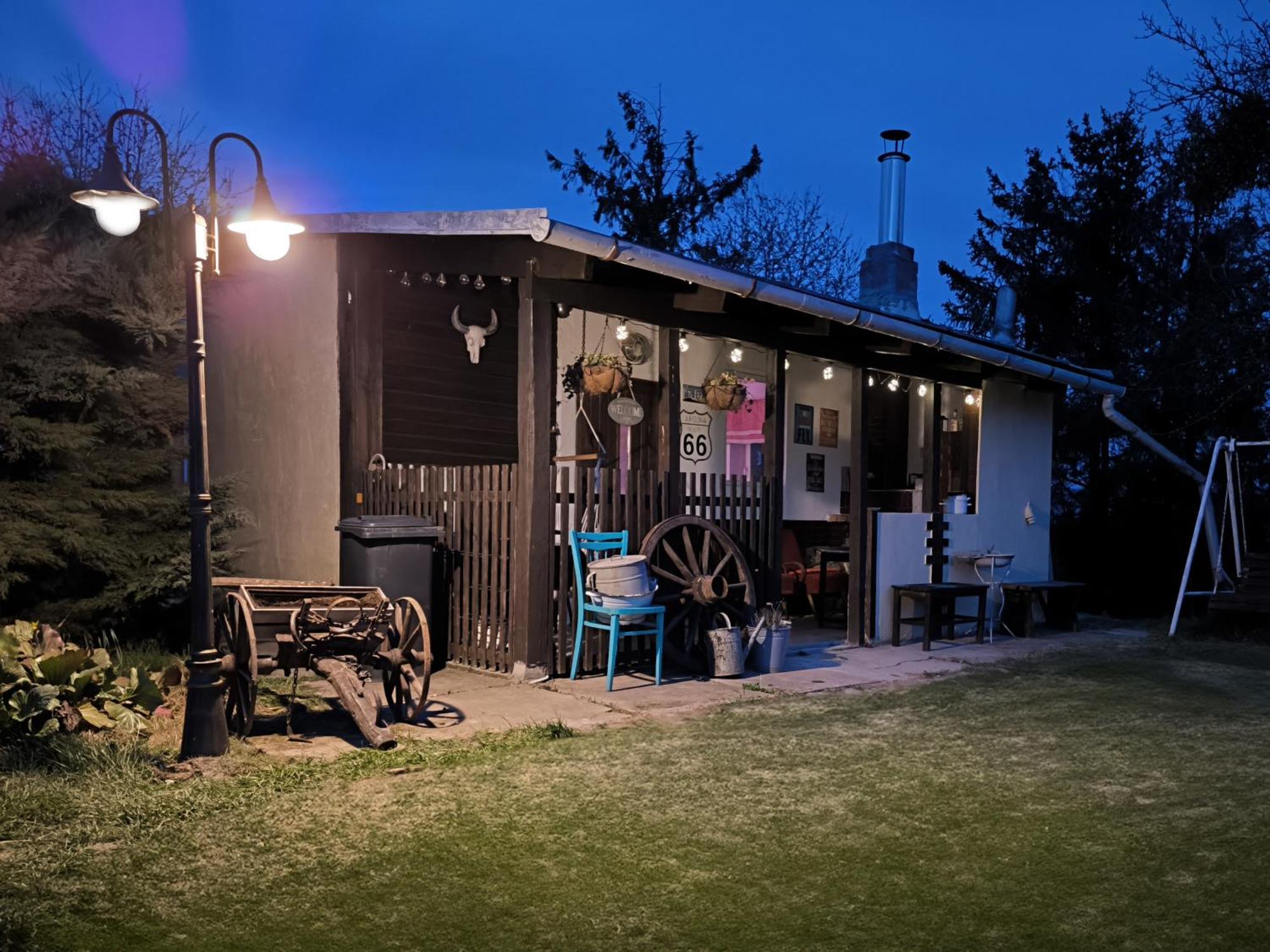 Ranch 66 - Zlatokopecka Chata Arizona Tršice Eksteriør billede