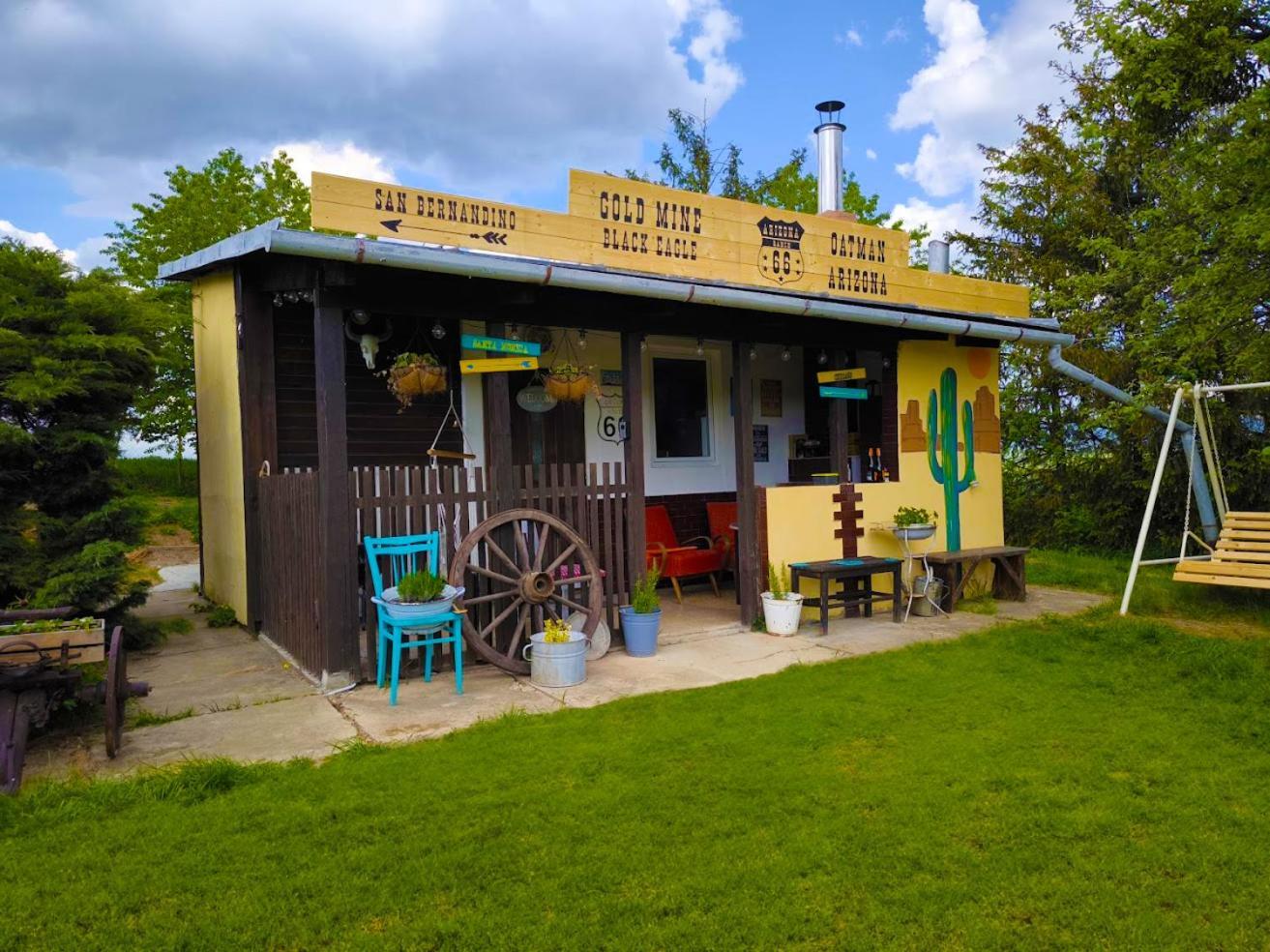 Ranch 66 - Zlatokopecka Chata Arizona Tršice Eksteriør billede
